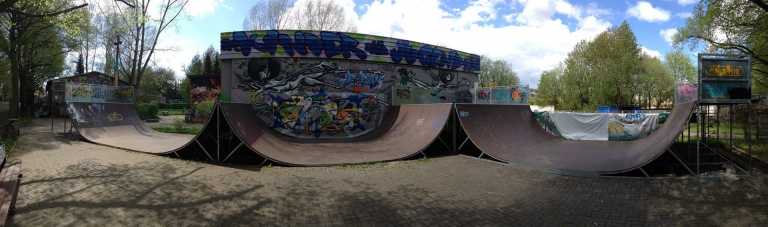 Mini Ramp Spine in Chemnitz